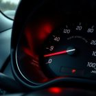 Auto traci moc i wchodzi w tryb awaryjny – co oznacza ograniczenie pracy ECU
